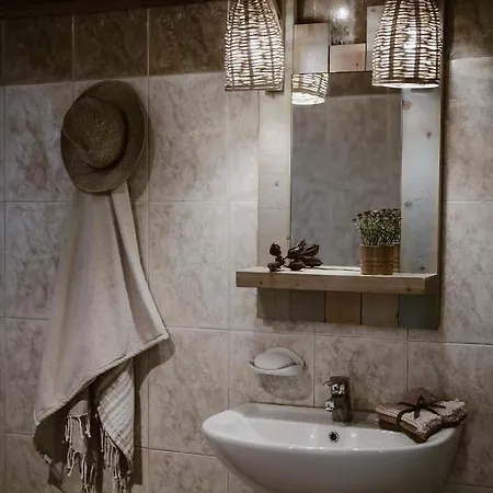 Kanela اليكاناس